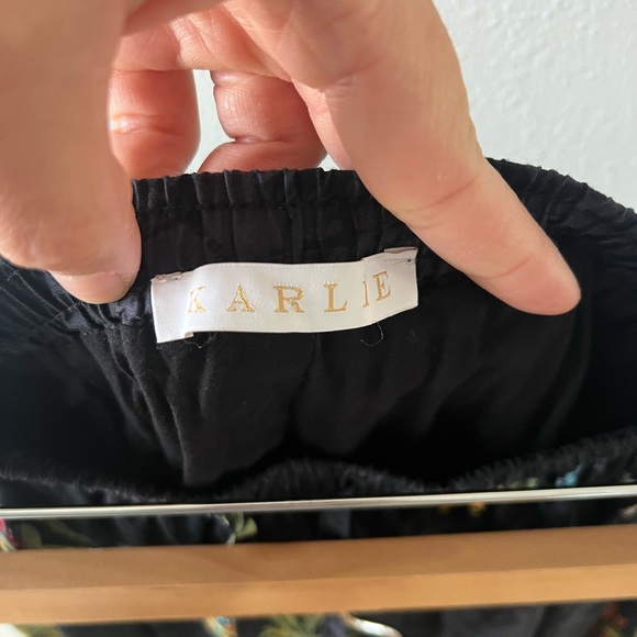 KARLIE | Black Floral Tiered Skirt | M - Picture 3 of 4